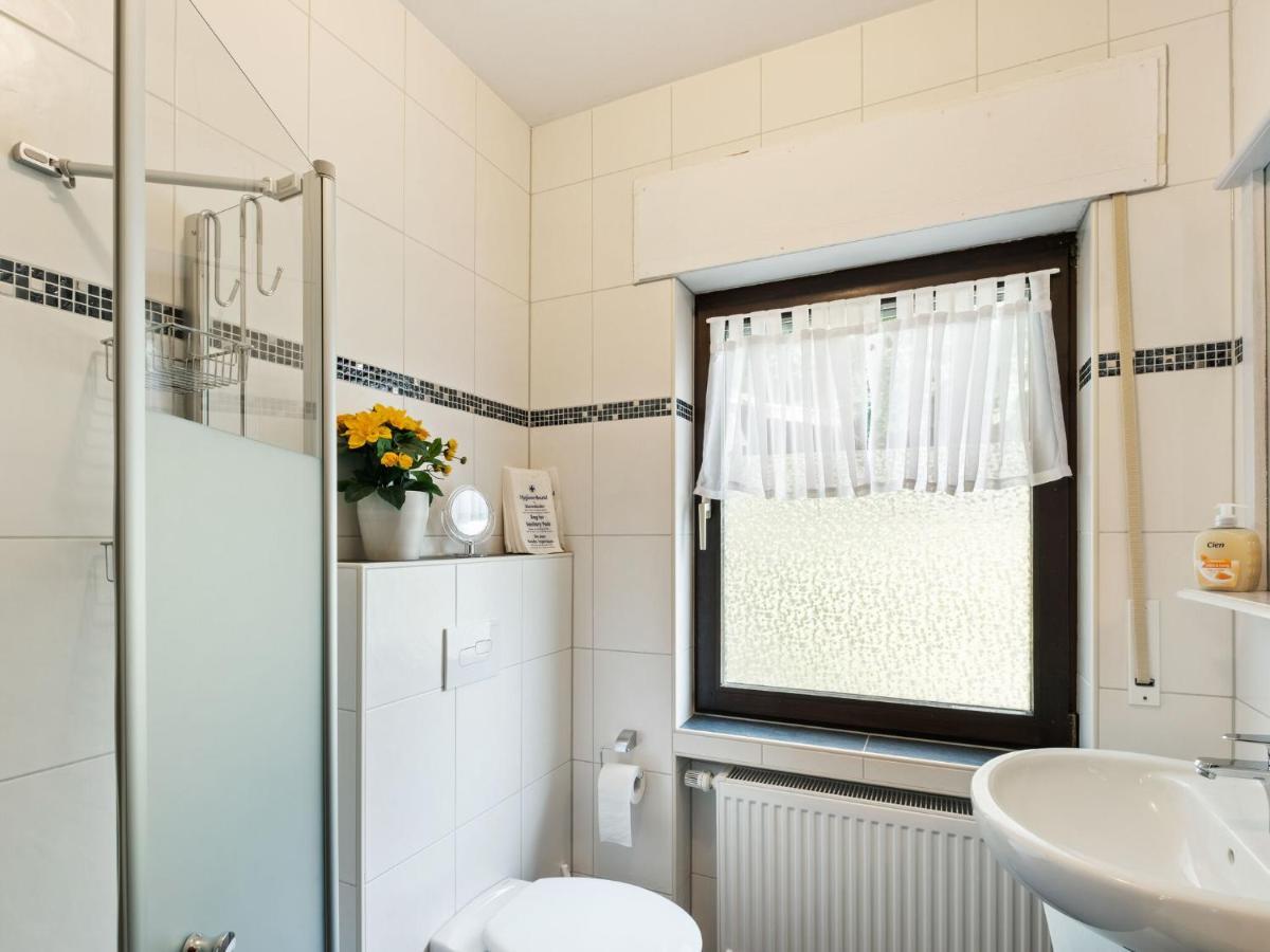 Idyllic Bungalow In Feusdorf With Forest View المظهر الخارجي الصورة