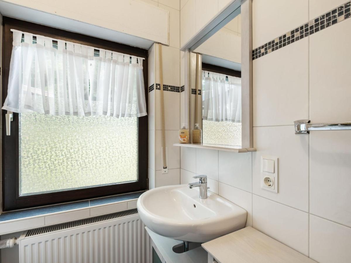 Idyllic Bungalow In Feusdorf With Forest View المظهر الخارجي الصورة