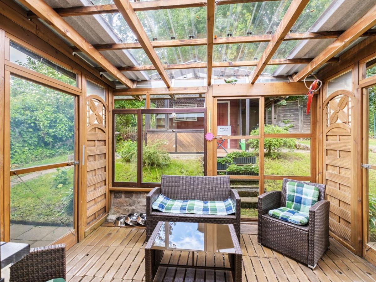 Idyllic Bungalow In Feusdorf With Forest View الغرفة الصورة