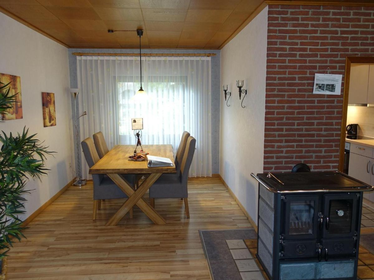 Idyllic Bungalow In Feusdorf With Forest View المظهر الخارجي الصورة