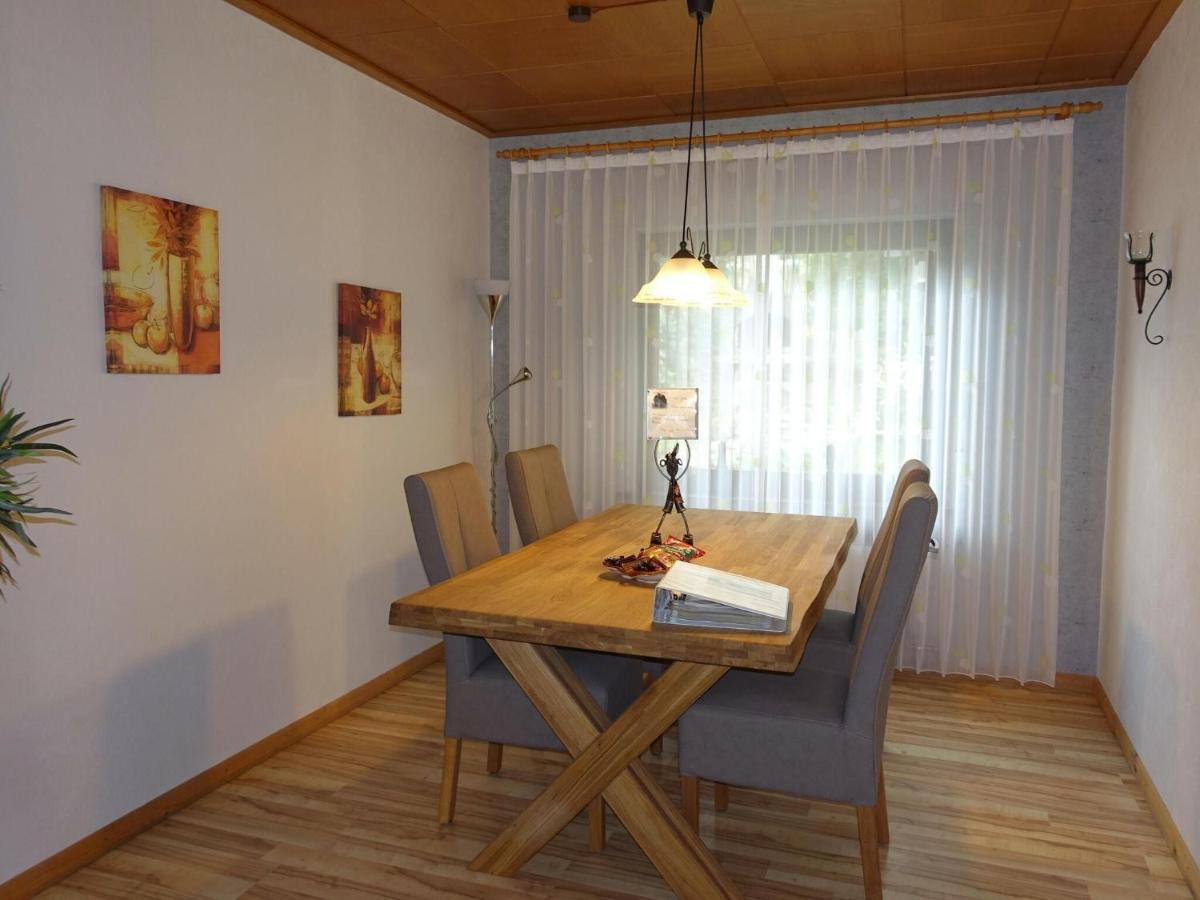 Idyllic Bungalow In Feusdorf With Forest View المظهر الخارجي الصورة
